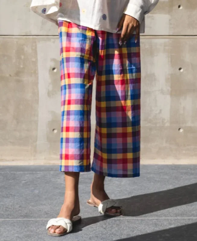 Weekend Offers That Excite Circus Pants