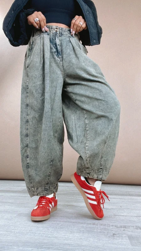Mega Discount Oli & Hali: Washed Barrel Pants, Denim