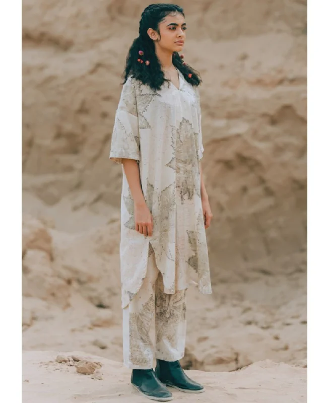 Weekend Discounts to Delight Castor Flower Pants