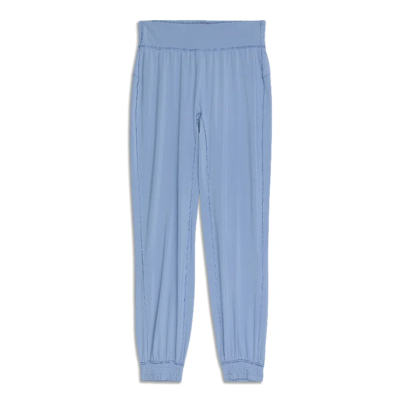 Weekend Bargains to Relish Sun Setter Jogger - Resale