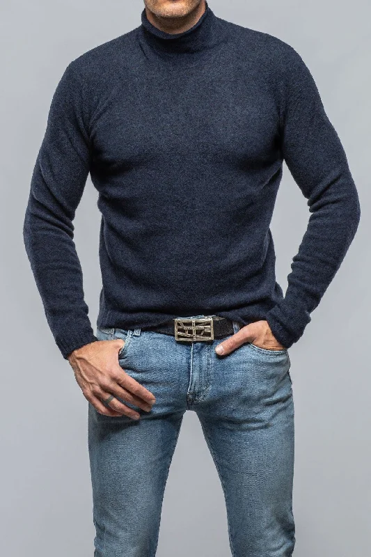 Bargain Bin Mandara Sweater In Navy