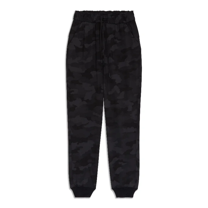 Weekend Bargains to Relish Stretch High-Rise Jogger - Resale