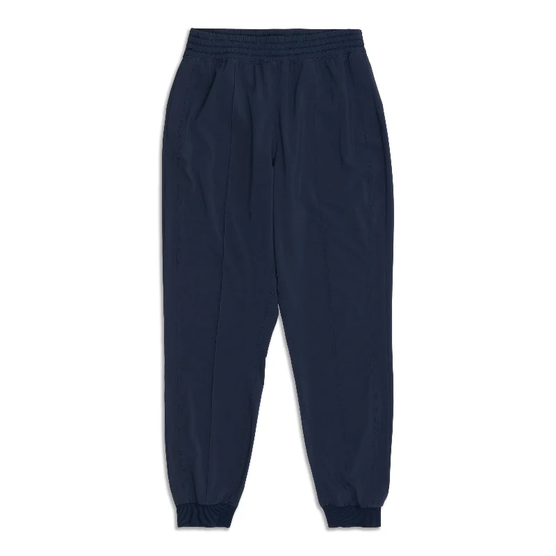 Super Discount Wanderer Jogger - Resale