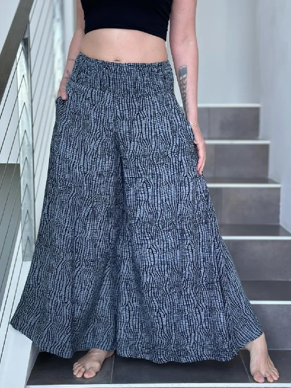 Can't Beat Abstract Print Wide Leg Flow Pant