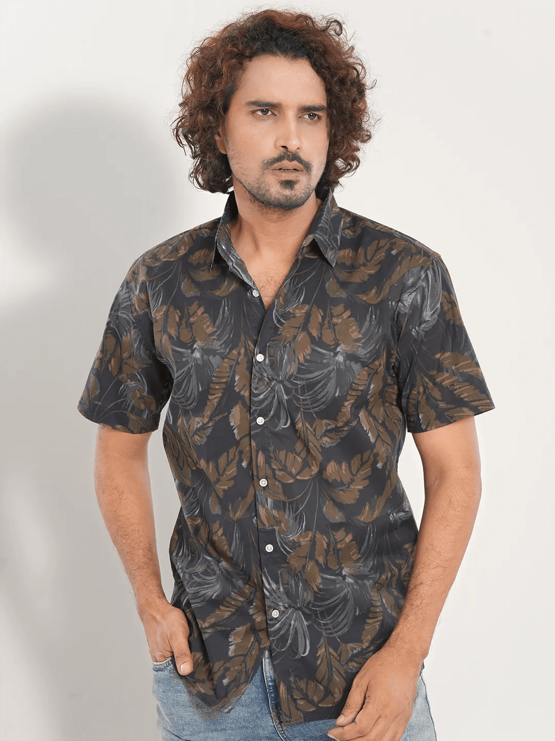 Mega Sale Men's Short Sleeve Printed Shirt in Midnight Black