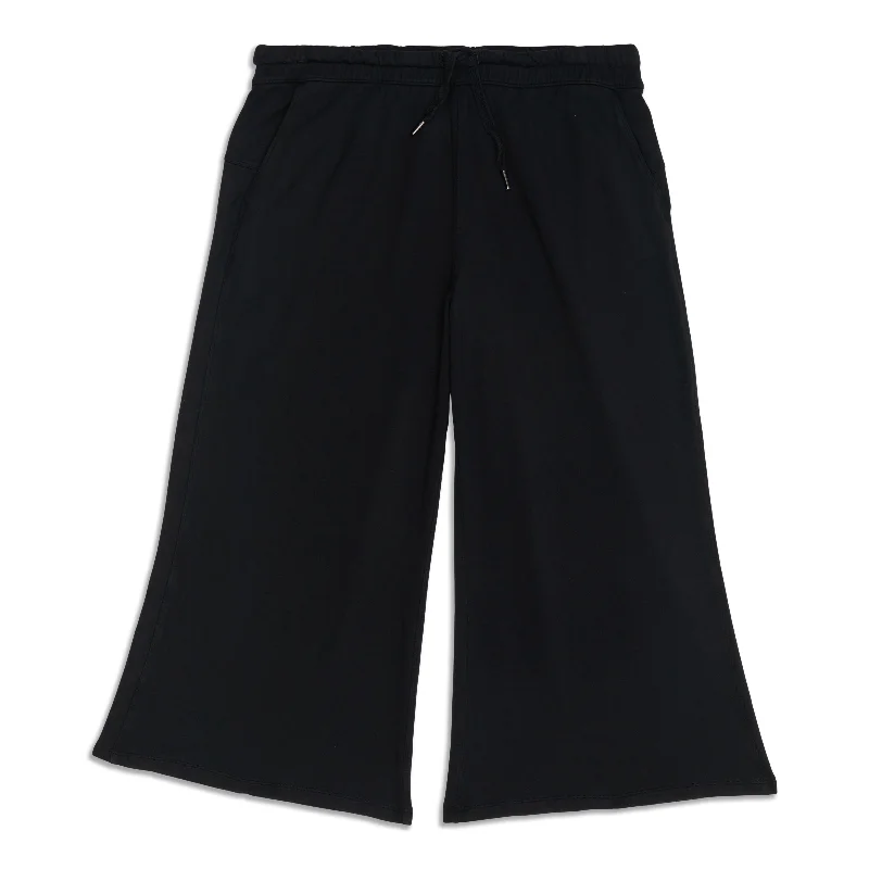 Weekend Bargains to Indulge In Bound To Bliss High-Rise 7/8 Pant - Resale