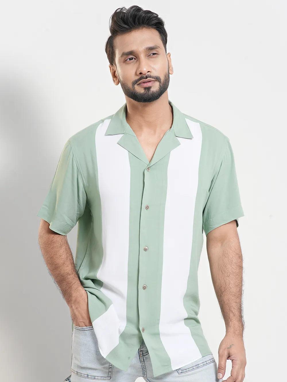 Exclusive Offer Men's Short Sleeve Casual Shirt in Front Cut & Sew Contrast Camp Shirt