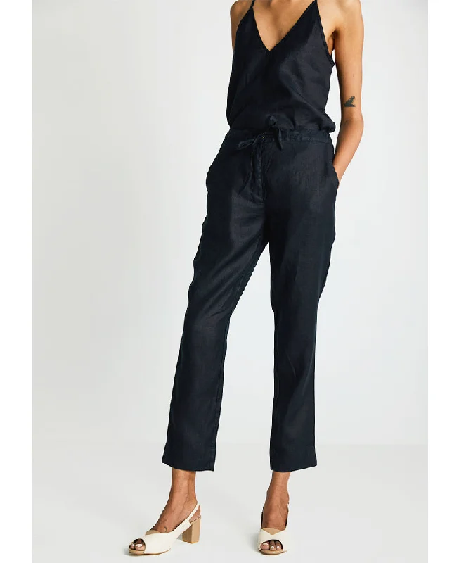 Weekend Deals That Wow Goes With Everything Pants
