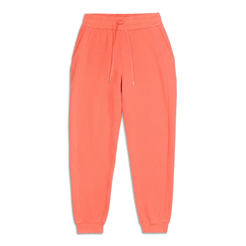 Weekend Bargains to Snag Scuba High-Rise Jogger - Resale