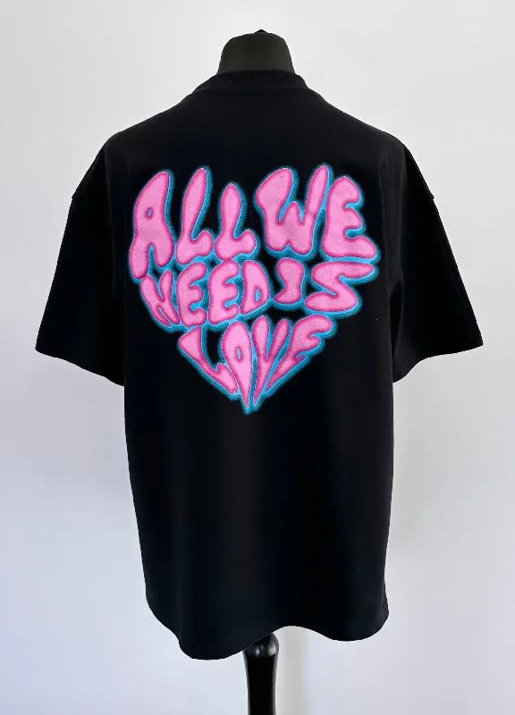 Early Access Black Balloon Heart Heavyweight T-shirt.