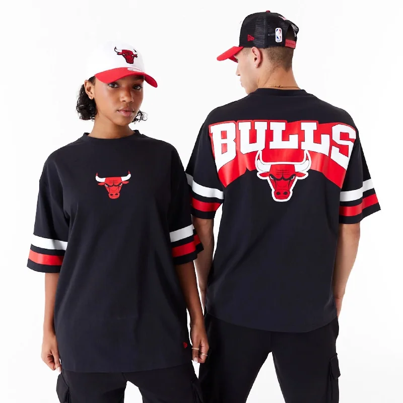 Overstock Sale Chicago Bulls NBA Arch Graphic Black Oversized T-Shirt