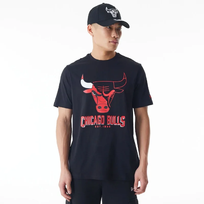 Make Your Weekend Count with Savings Chicago Bulls NBA Logo Graphic Black T-Shirt
