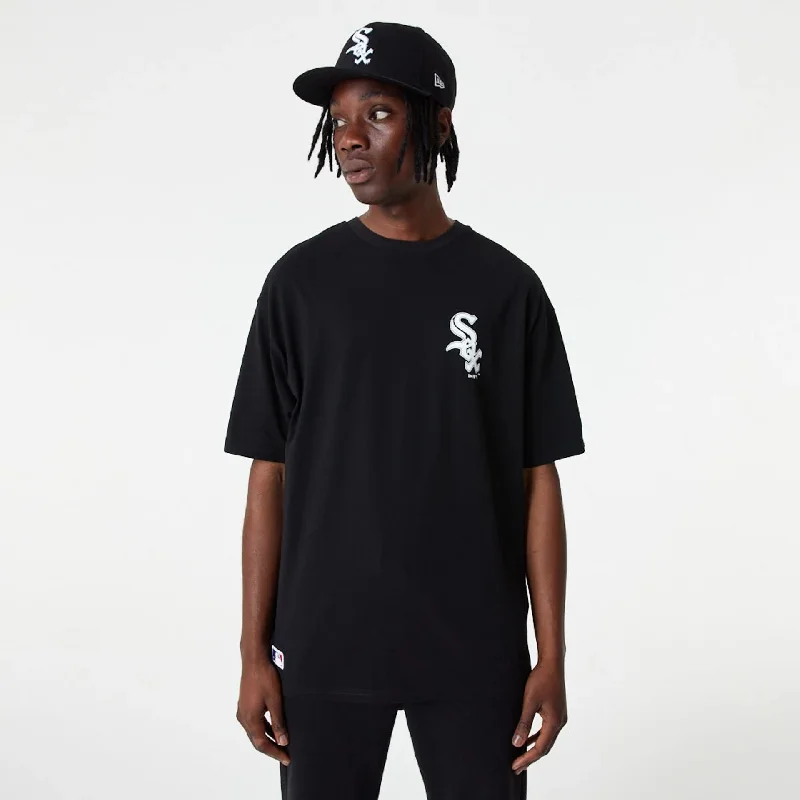 Clearance Sale Chicago White Sox MLB Essential Black Oversized T-Shirt