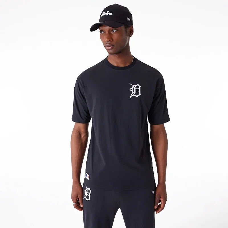 Weekend Discounts to Grab Detroit Tigers League Essential Black Oversized T-Shirt