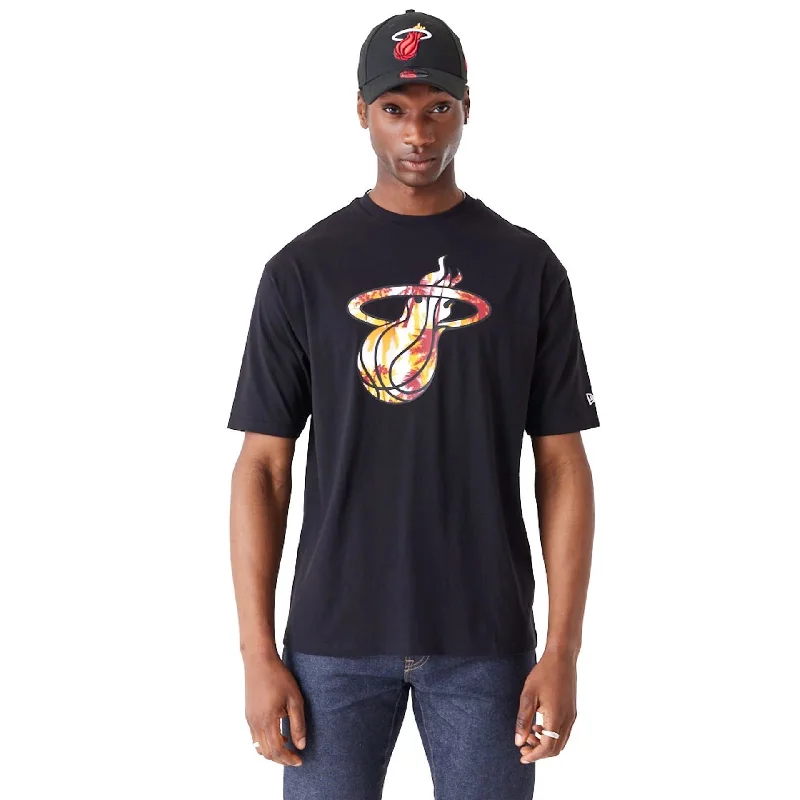 Can't Miss Miami Heat NBA Large Infill Black Oversized T-Shirt