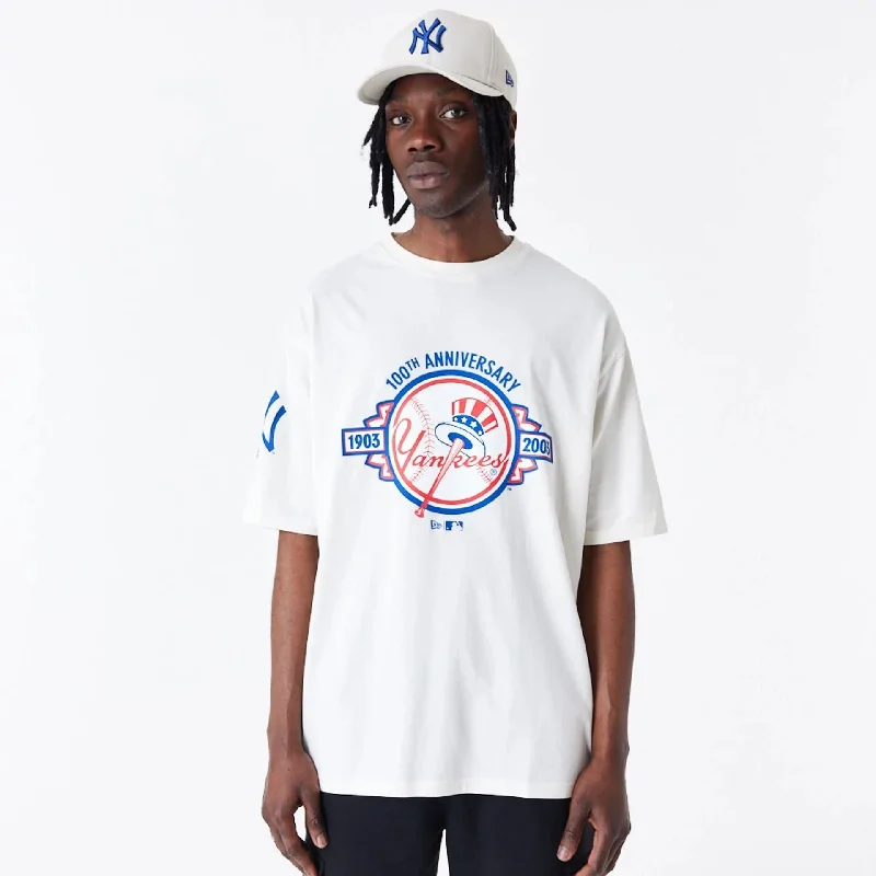 Weekend Deals That Dazzle New York Yankees MLB Anniversary White Oversized T-Shirt