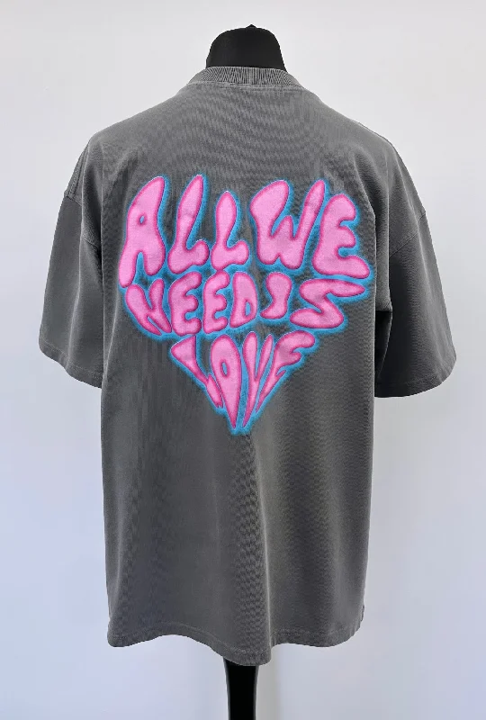 Final Clearance Washed Charcoal Balloon Heart Heavyweight T-shirt.
